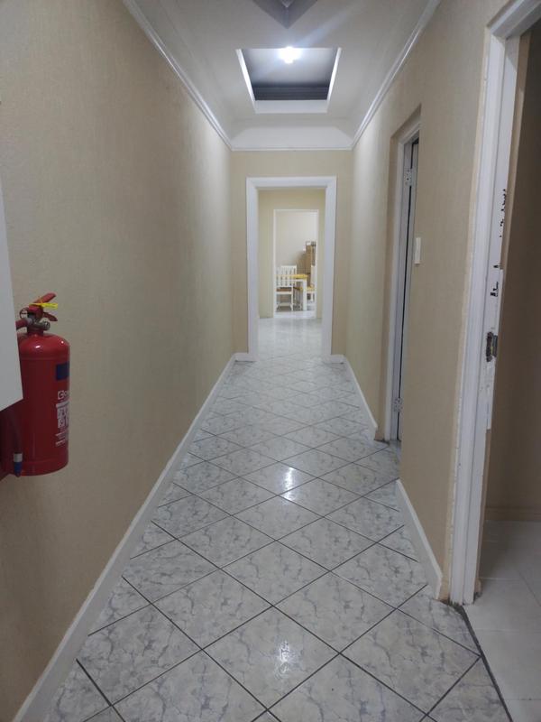 To Let 1 Bedroom Property for Rent in Woodstock Western Cape